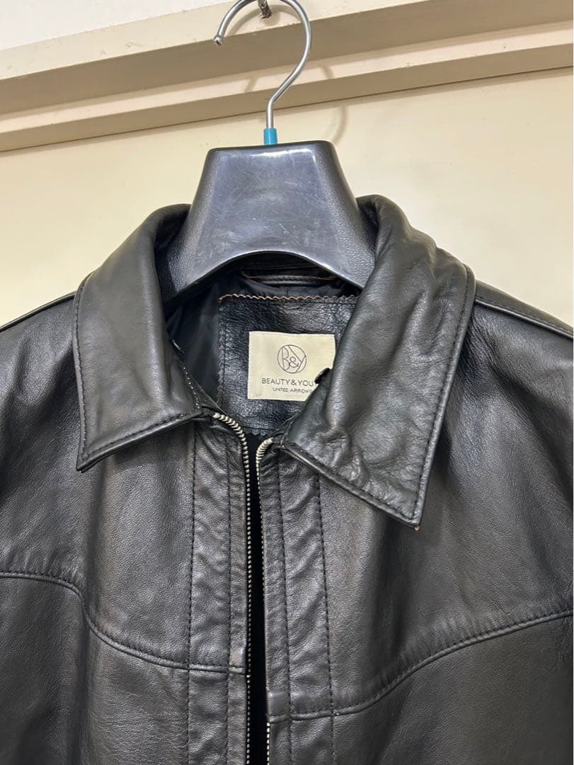 【良品】革ジャン　BEAUTY&YOUTH ブラックレザー　ライダースジャケット