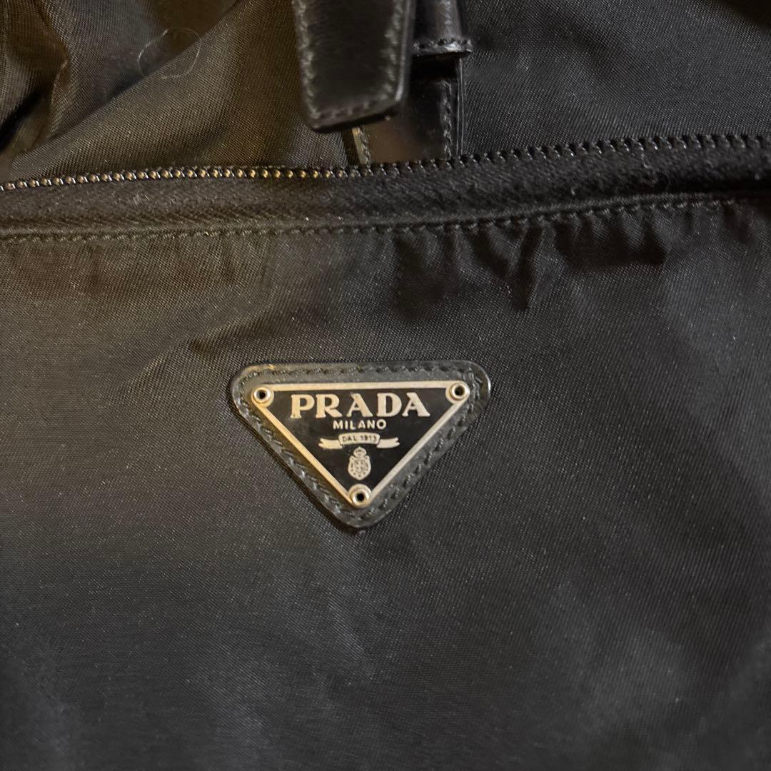 PRADA ナイロン ブラック バックパック