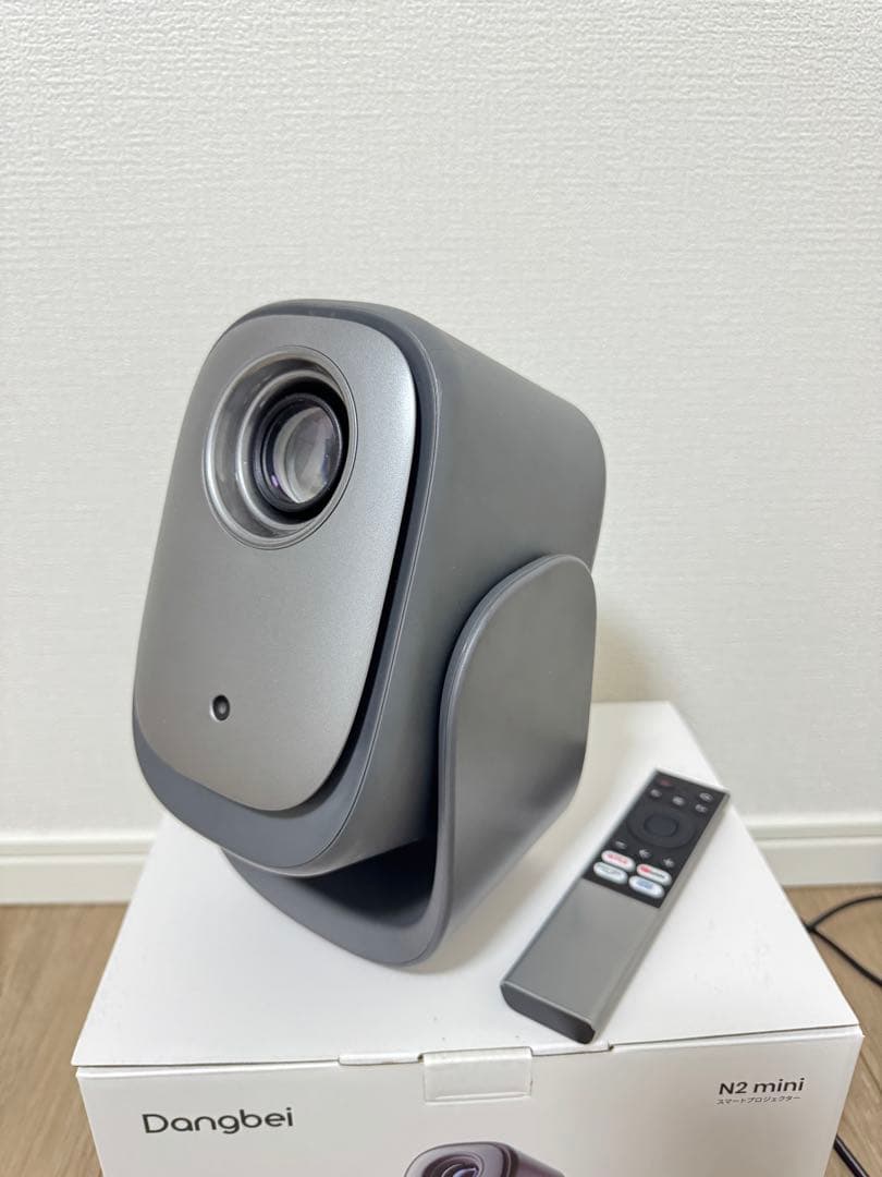 Dangbei N2 mini プロジェクター本体　HDMIケーブルおまけ付き