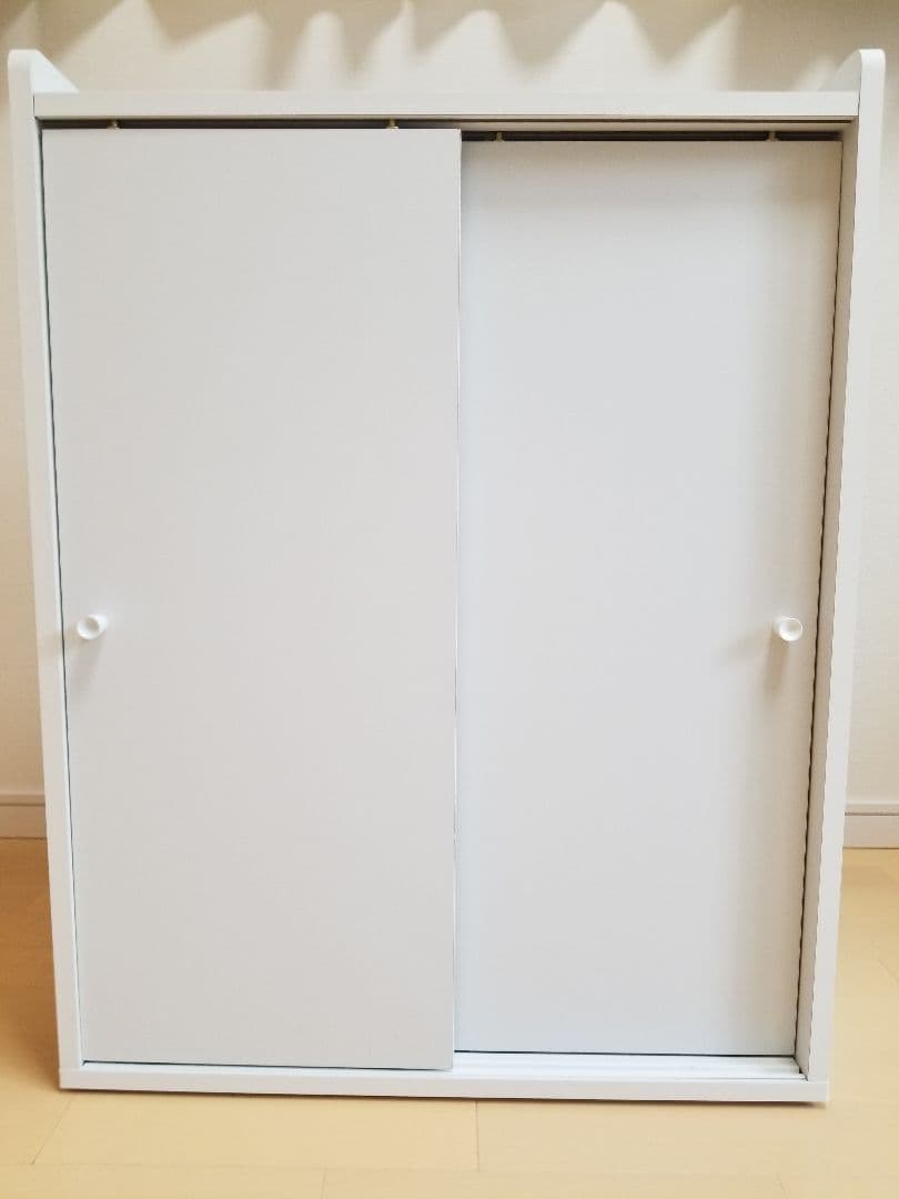 トイレ収納 ホワイト　スリム  トイレットペーパー収納 薄型