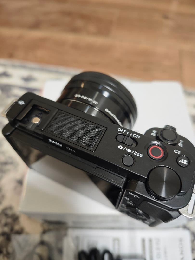 ソニー ZV-E1016-50mmキットレンズ english unlocked