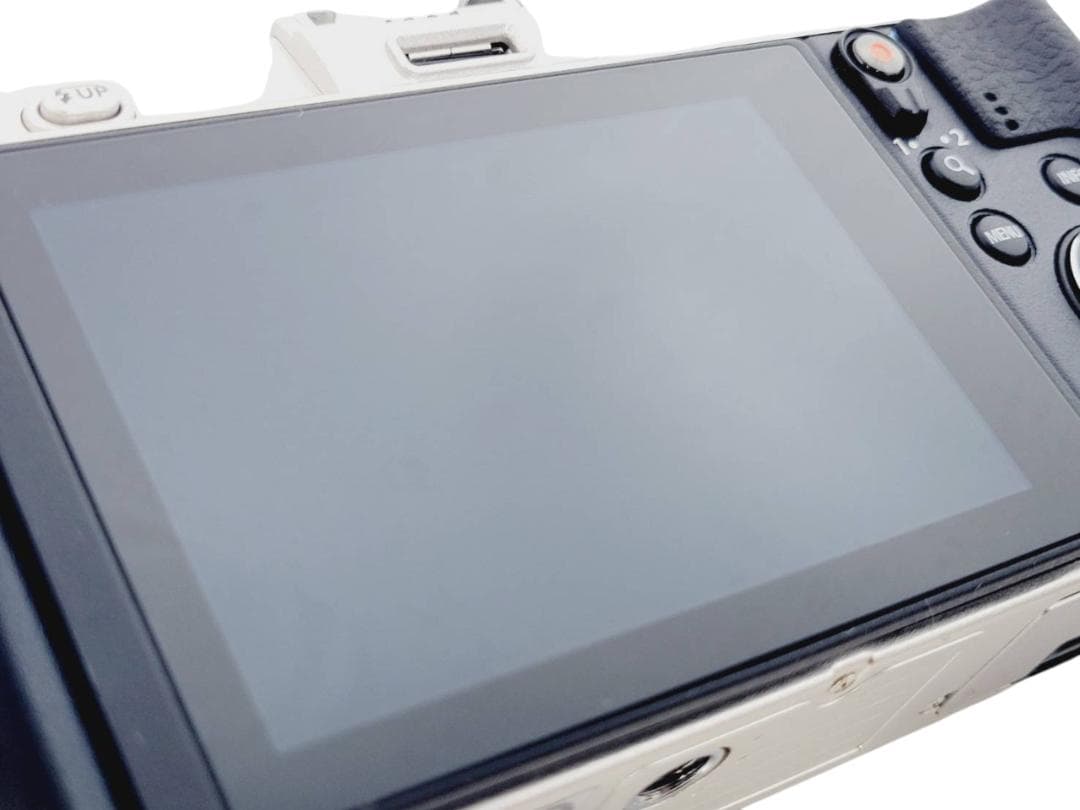 OLYMPUS オリンパス PEN E-P5 ボディジャケット付き カメラ