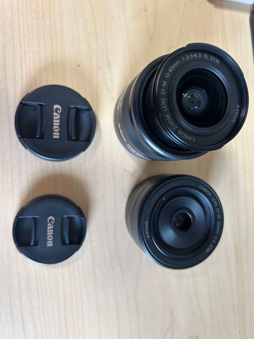 Canon EOS M100 ミラーレス一眼　ブラック