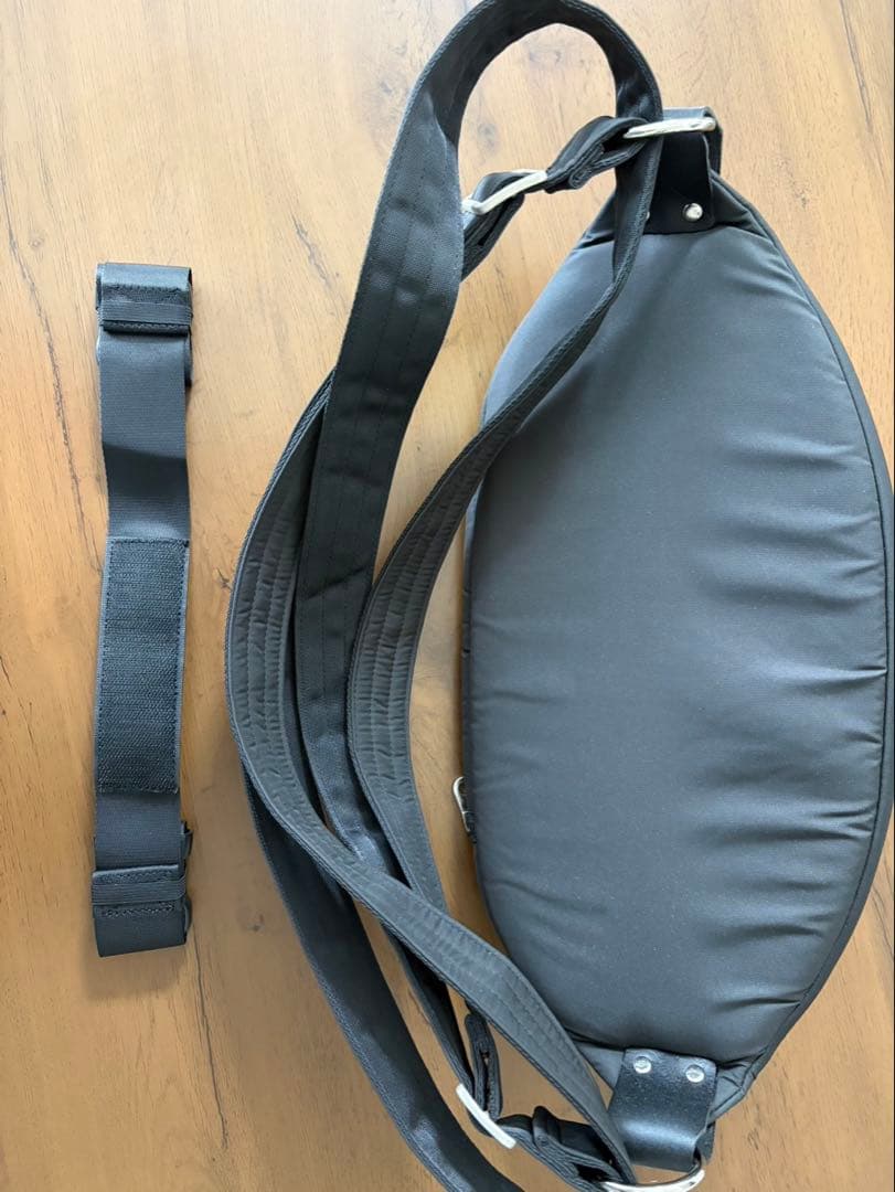 新品未使用 N/ORN Máni ボディバッグ ヒップシート　ノルンマーニ