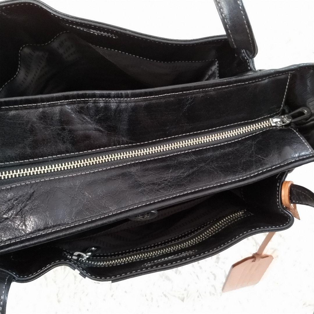 美品　aniary アニアリ トートバッグ　レザー　ライン　PC可 A4サイズ