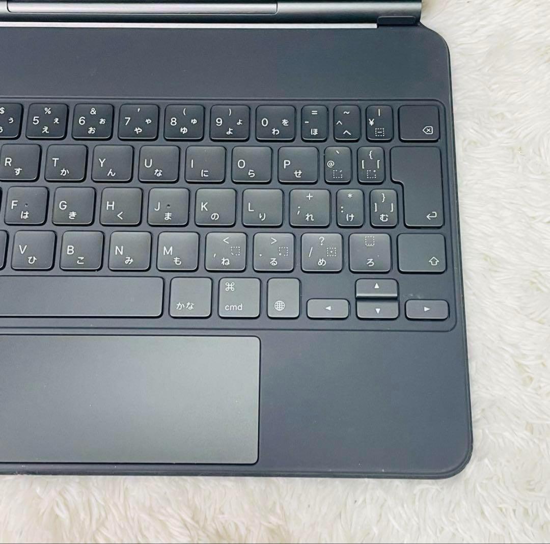 〈美品〉Apple Magic Keyboard MXQT2J/A A2261