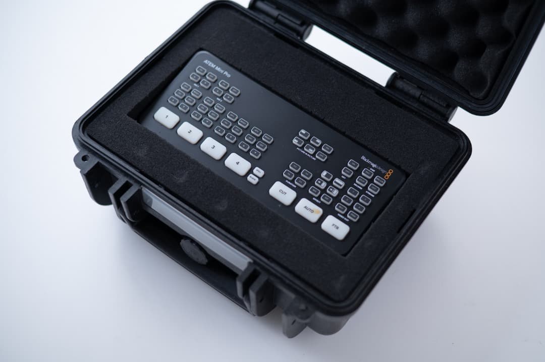 美品　ATEM Mini Pro ハードケース付き