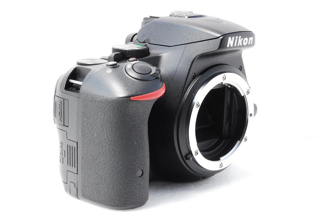 Nikon ニコン D5500 Wi-Fi搭載 一眼レフダブルズームキット