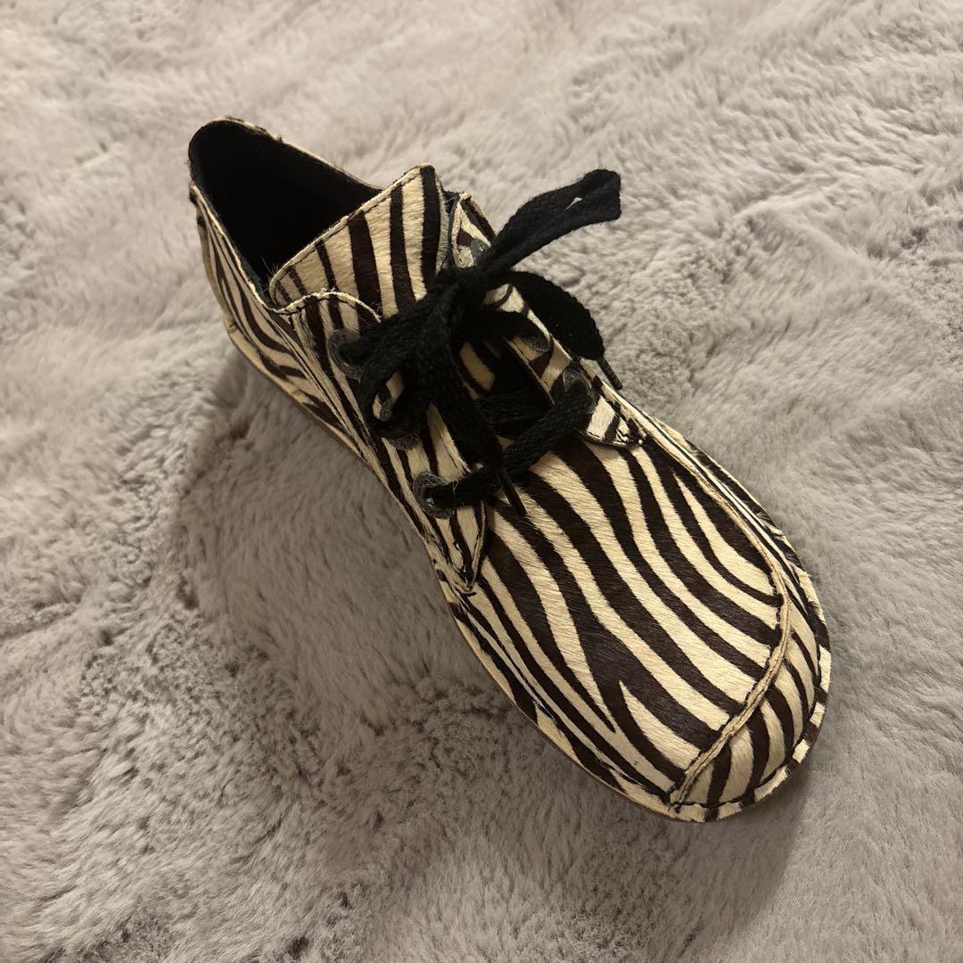 【新品・未使用】Clarks ゼブラ UK7