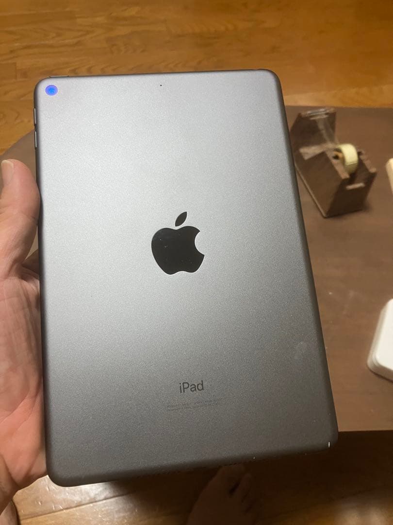 ウィルソンipad mini 5 第5世代 ブラック　64gb
