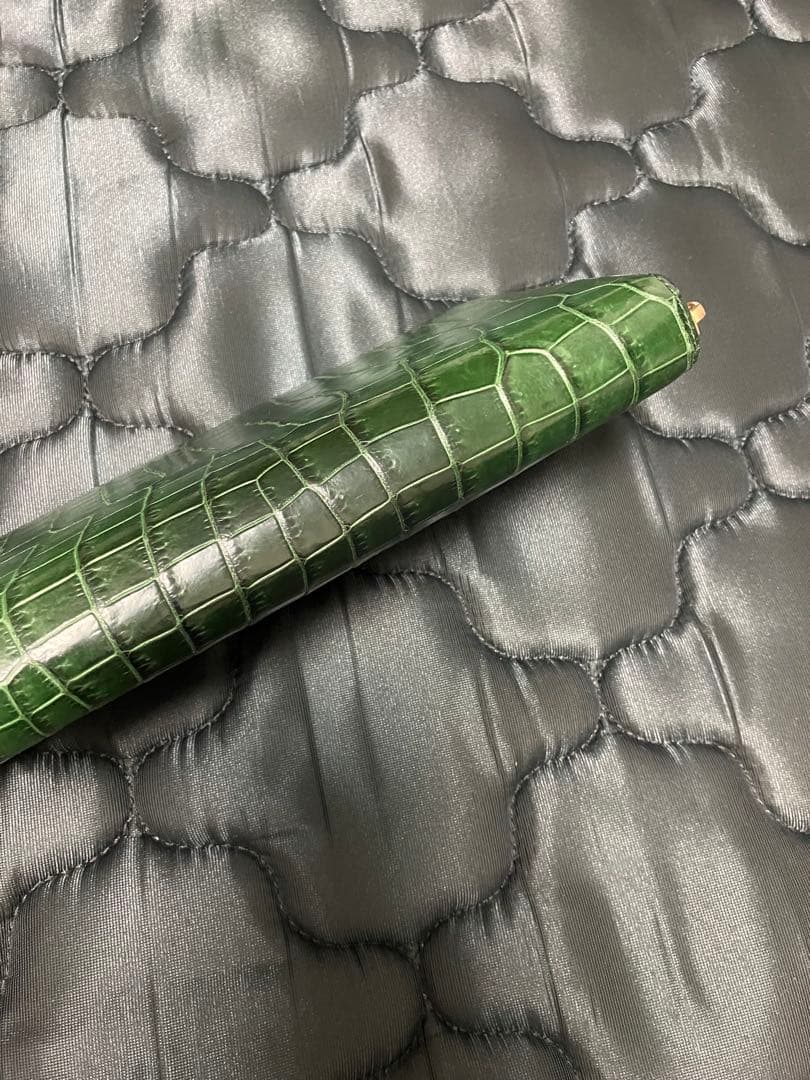 定価25万以上　オーダー待ち　池田工芸 ティラノ クロコダイル ラウンド　長財布