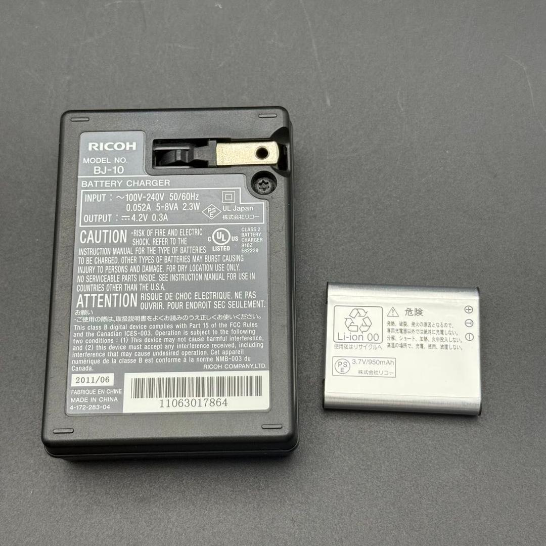 【訳あり品】 RICOH CX6 ブラック　コンパクトデジタルカメラ