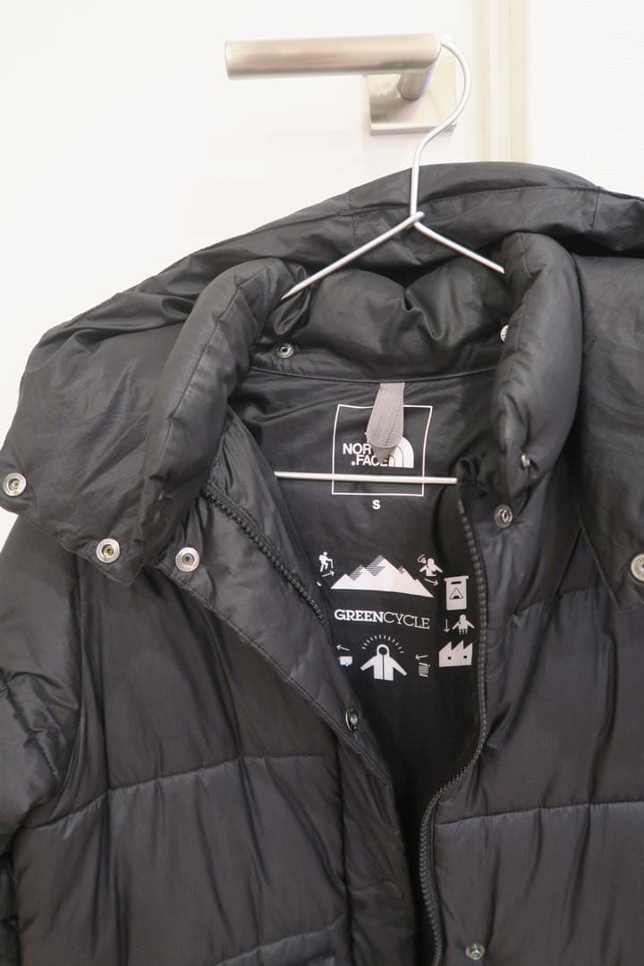 ぽめら　THE NORTH FACEダウン ブラック s 美品