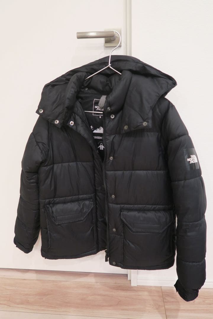 ぽめら　THE NORTH FACEダウン ブラック s 美品