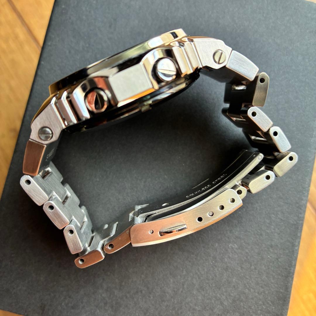 【即日発送】G-SHOCK GMW-B5000D-1JF シルバー　フルメタル