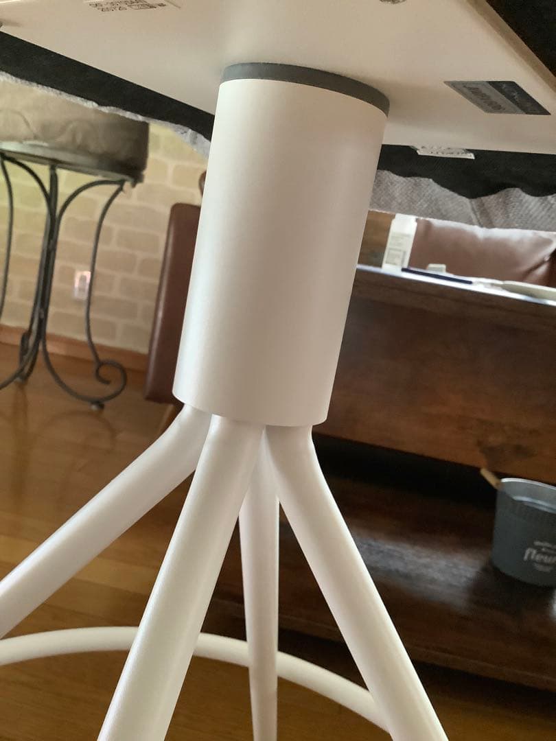 コクヨ　回転式チェア①