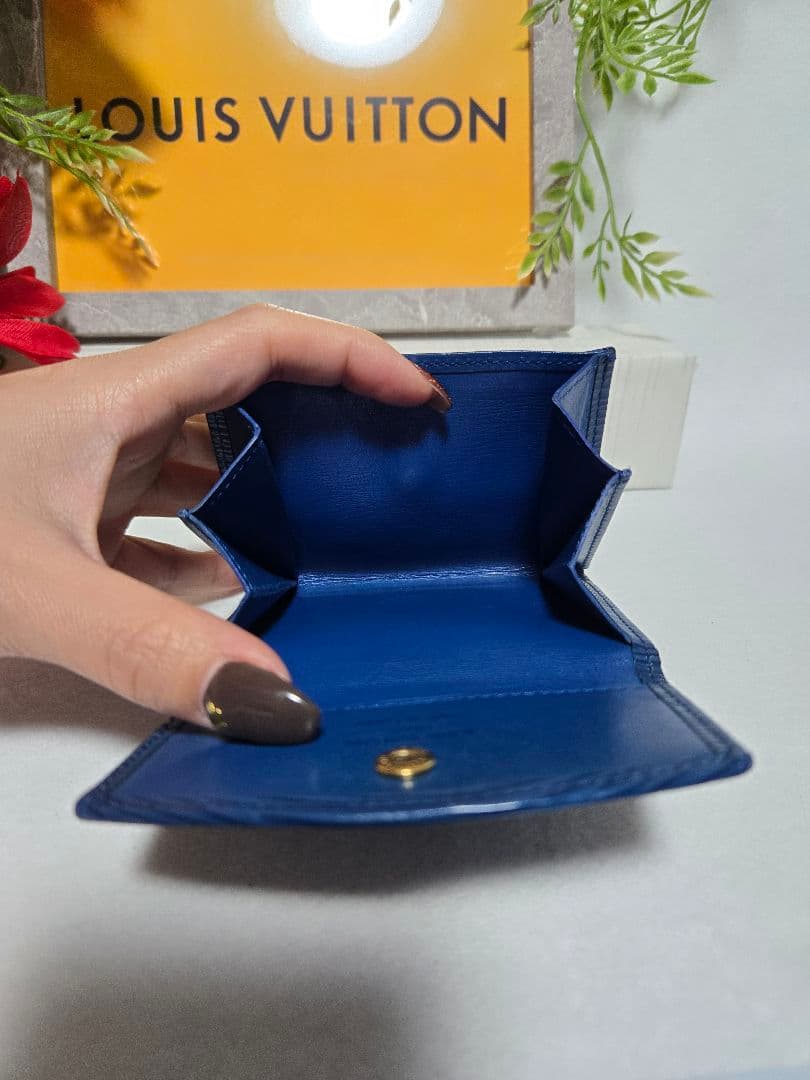 美品☆Louis Vuitton ルイヴィトン エピ ケース トレドブルー