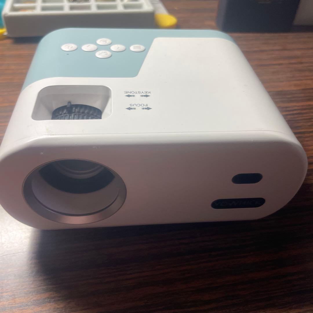 プロジェクター本体 ホワイト/ブルー