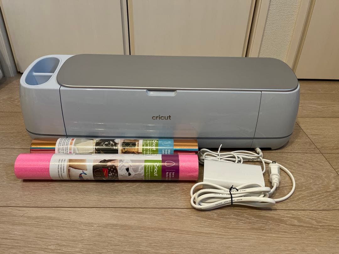 最終価格　美品　Cricut maker3 クリカット　カッティングマシン