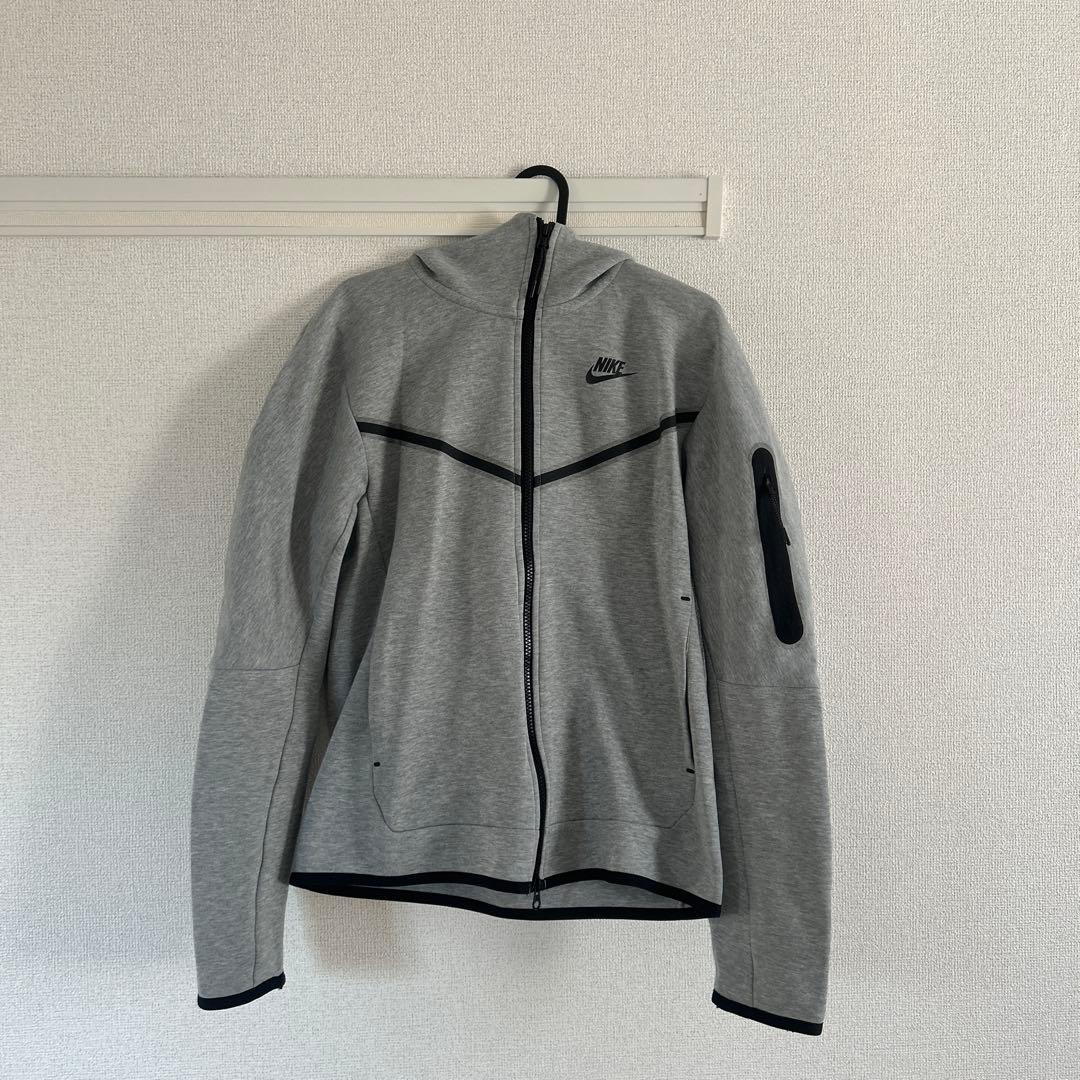 NIKE テックフリース 廃盤