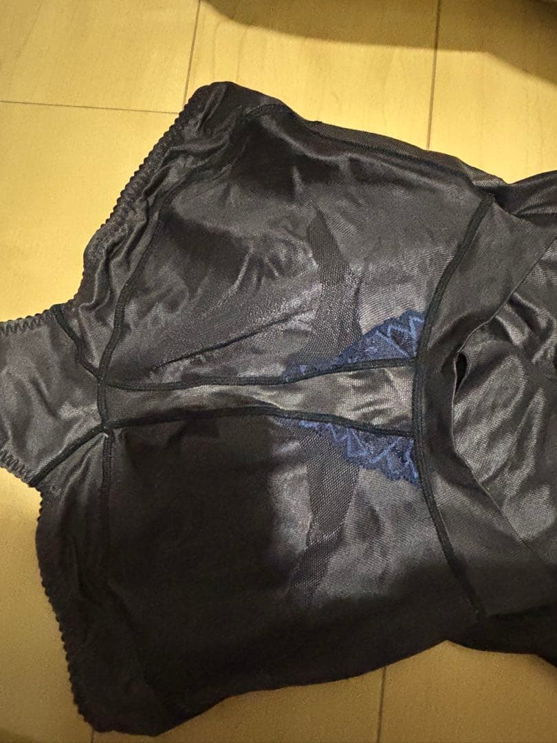 ☆1日のみ値下げ☆カーヴィシャスカレス ボディスーツ