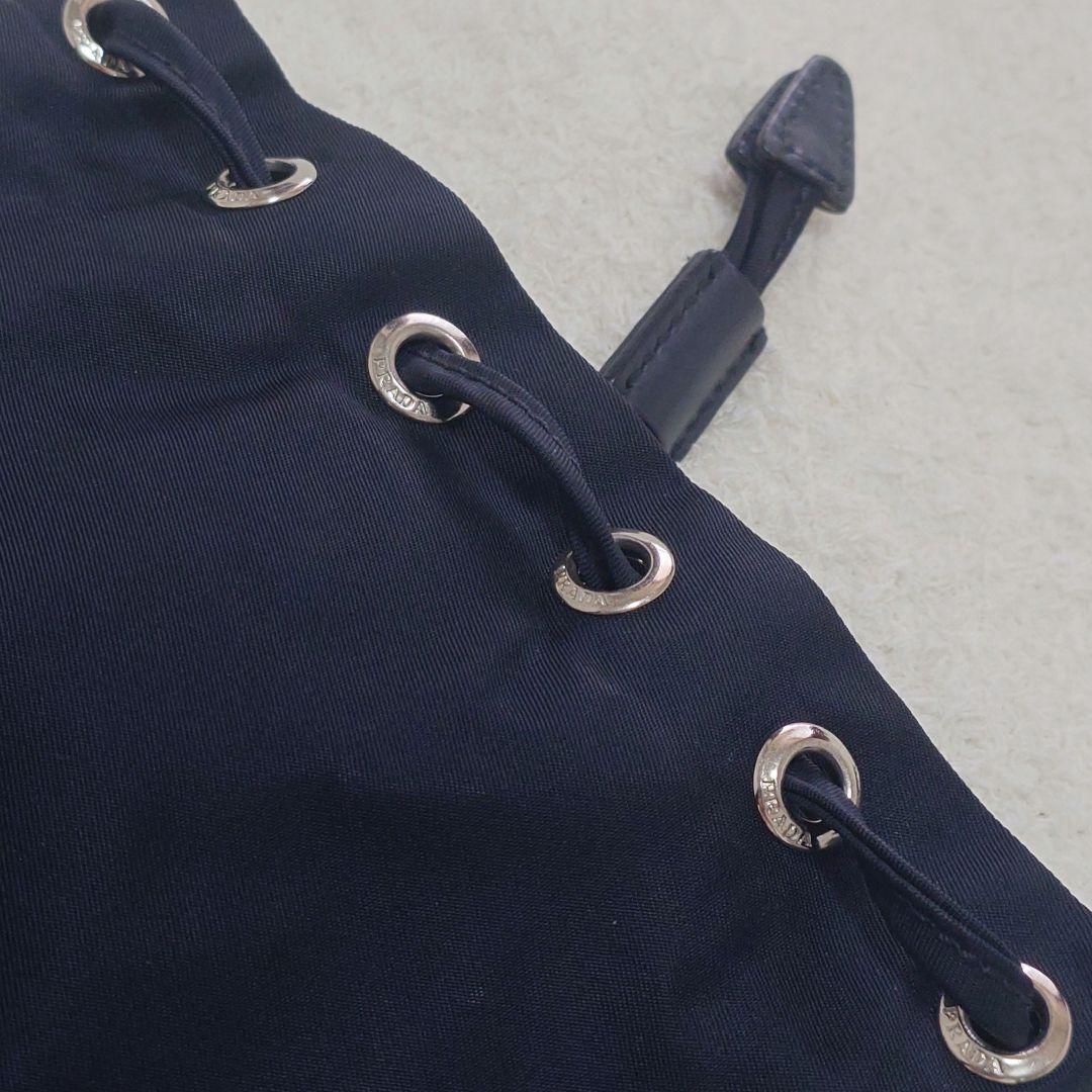 PRADA ブラック ナイロン ドローストリング　ポーチ　プラダ　イタリア