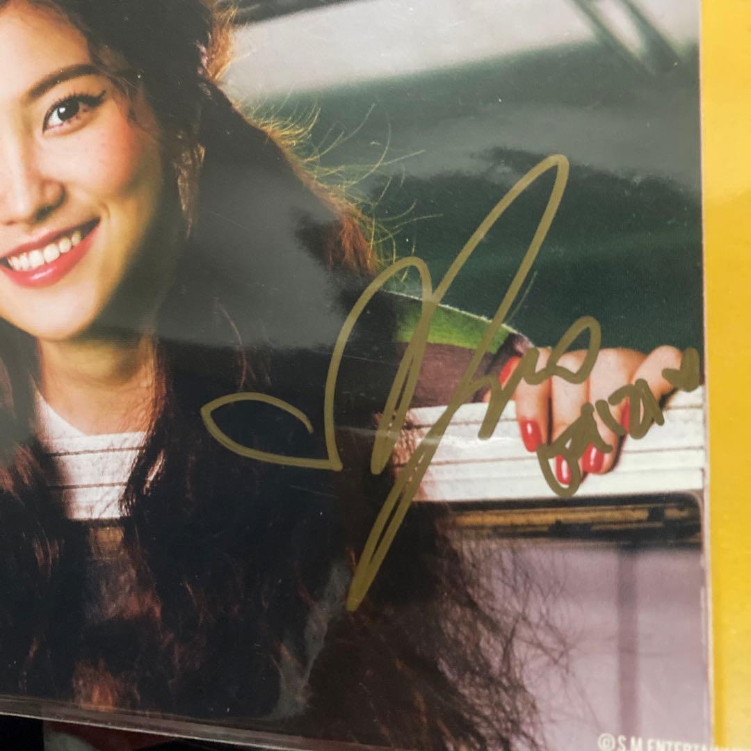 redvelvet イェリ 直筆　サイン入りポストカード 13x19.5cm