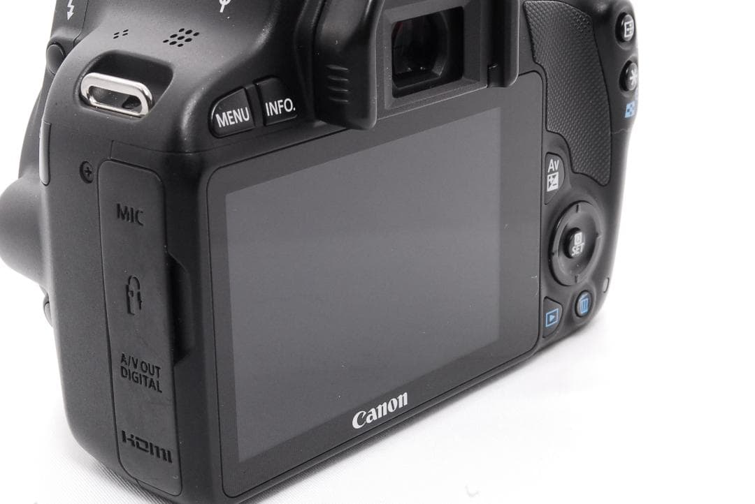 ✨使用回数少な目 人気機種✨Canon EOS Kiss X7ダブルレンズセット