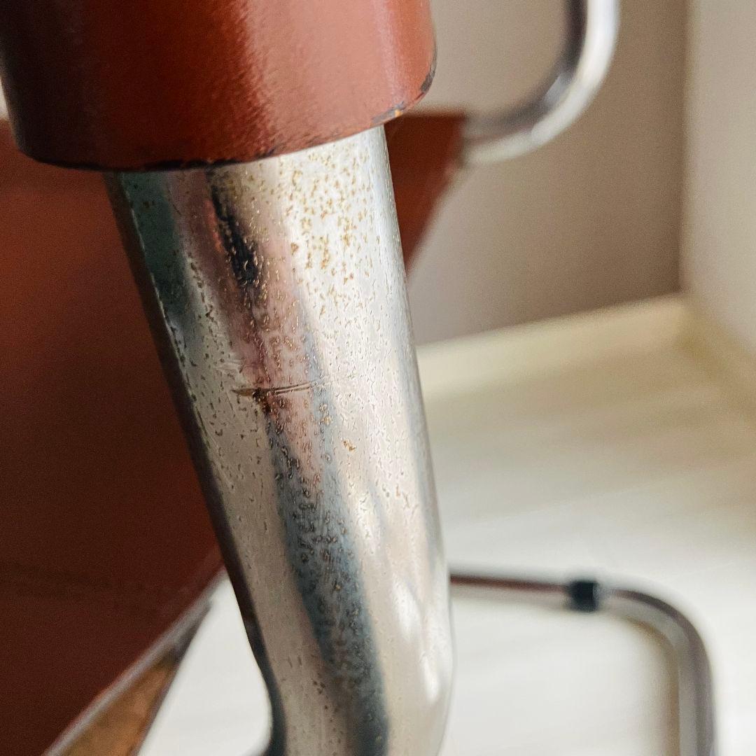 マルトスタム S34 カンティレバーチェア モビリア取り扱い 梱包発送たのめる便