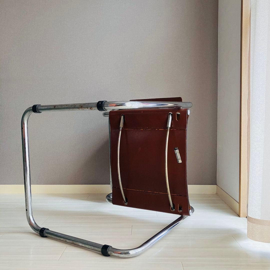 マルトスタム S34 カンティレバーチェア モビリア取り扱い 梱包発送たのめる便