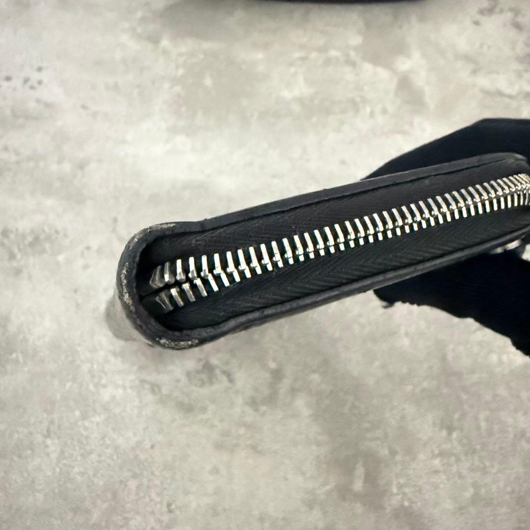 BALENCIAGA ブラックレザー 長財布 メタルファスナー