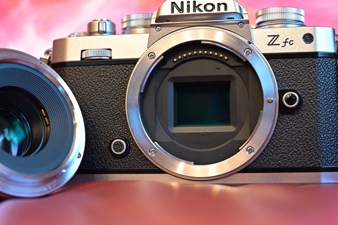 Nikon zfc シルバー 別売ttartisan ミラーレス一眼