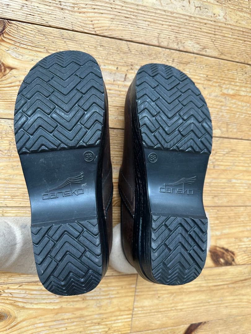 dansko PROFESSIONAL OILED 38(24〜24.5㎝)