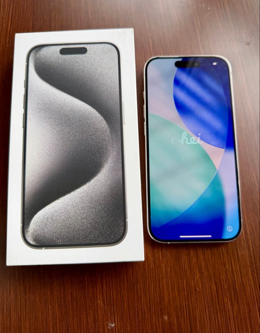 ガラスフィルム付き！iPhone 15 Pro 256GB SIMフリー