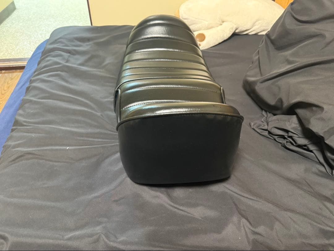 CB400sf NC39.42チョビ3段シート