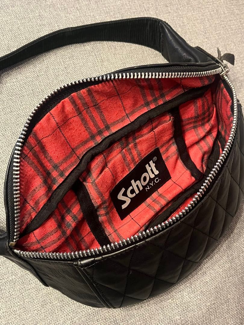 SCHOTT PADDED BODY BAGボディバッグ