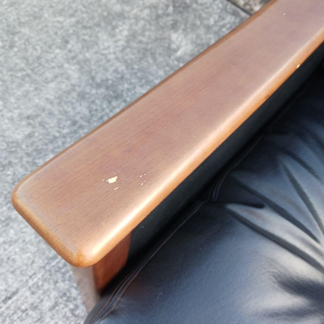 富士ファニチア　一人掛けソファー　①