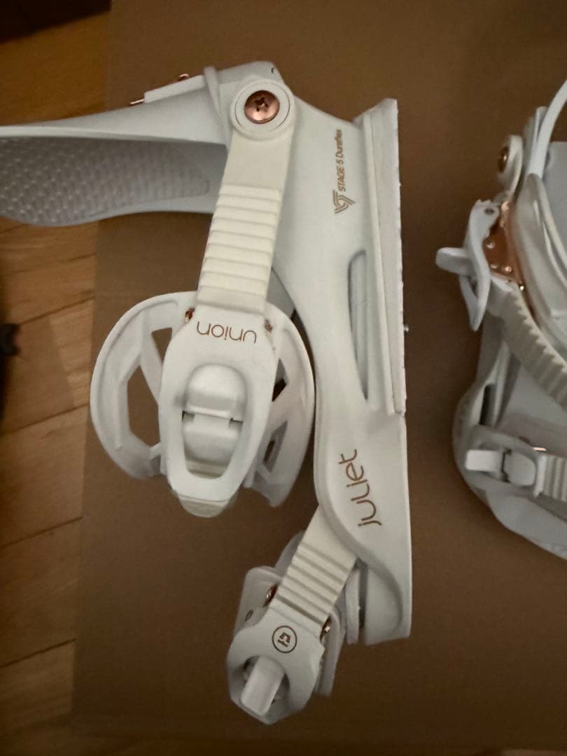 Union Juliet ホワイト ビンディング