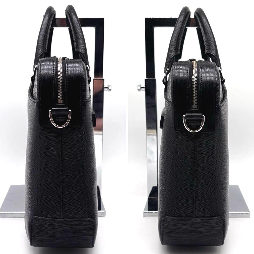 ✨極美品✨タグ付✨ペッレモルビダ　キャピターノ　2way　B4可　保存袋付き　黒