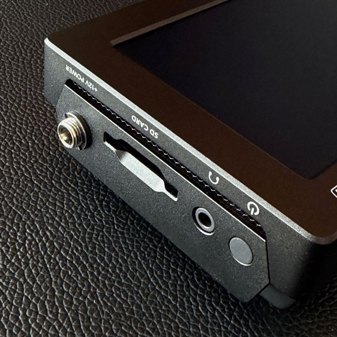 Video Assist 5” 12G HDR モニター