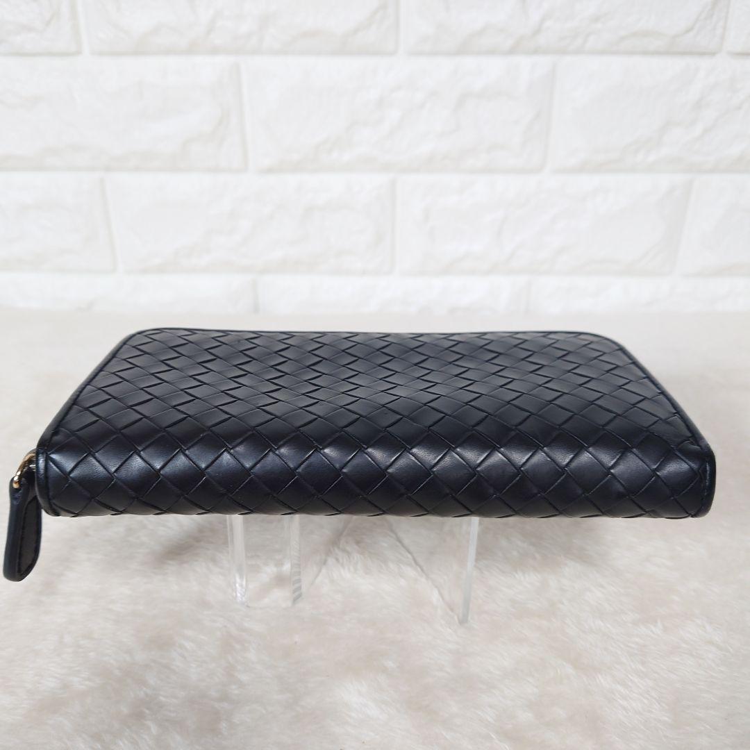 BOTTEGA VENETA イントレチャート 長財布 ラウンドジップ ブラック