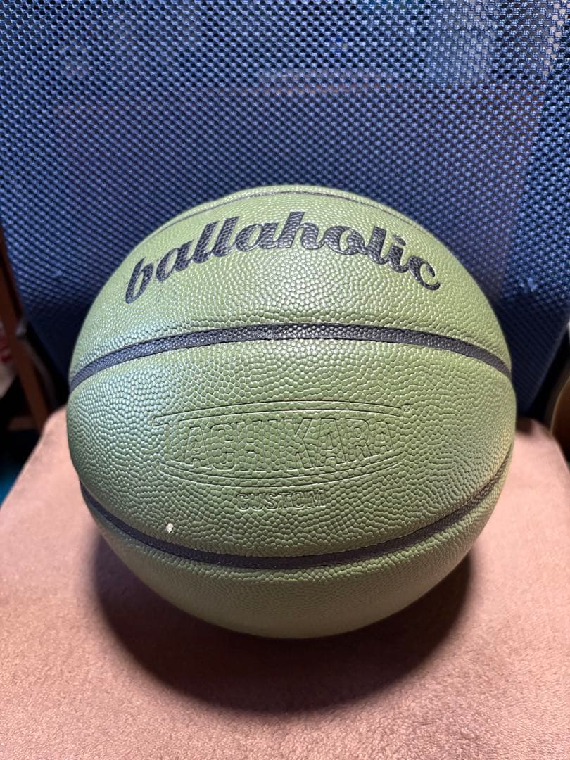 （値下げ可）ballaholic バスケットボール オリーブグリーン