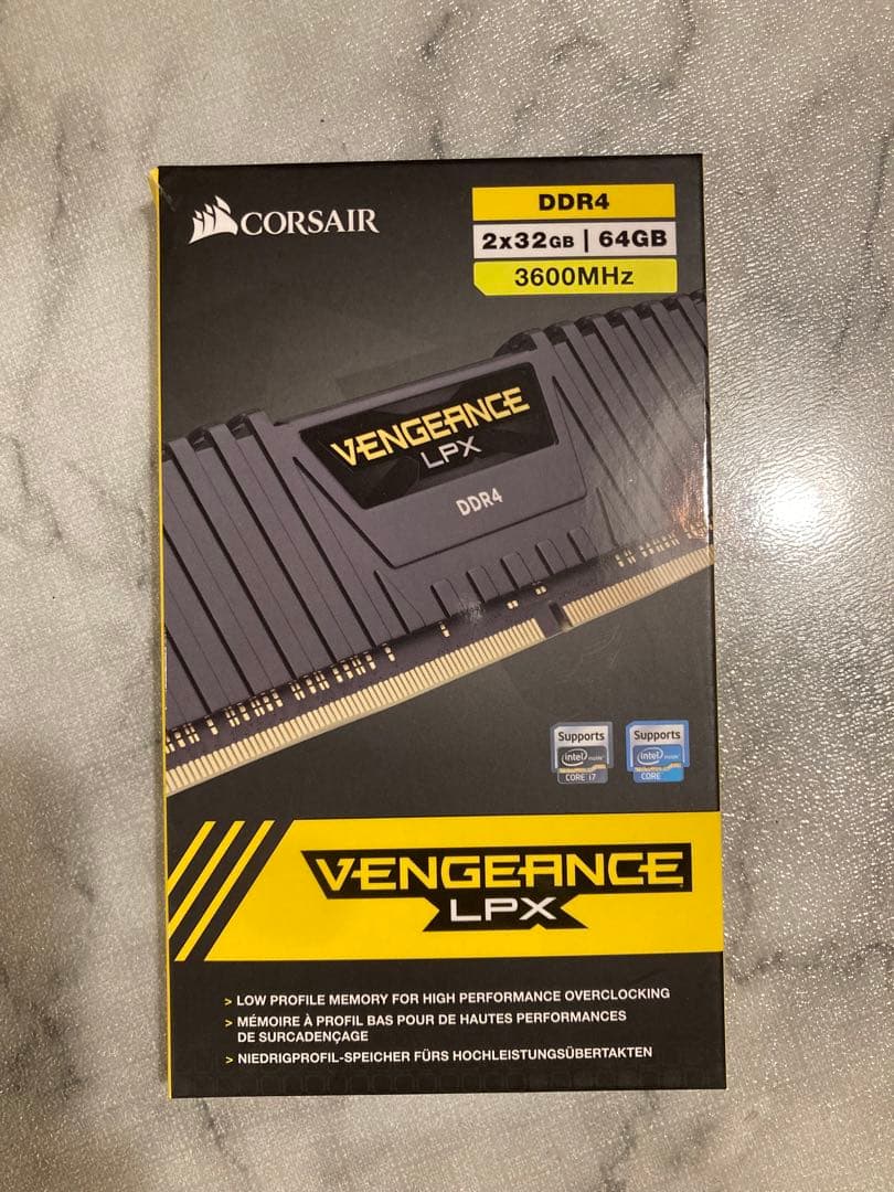 メモリー CORSAIR VENGEANCE LPX DDR4 64GB 3600MHz