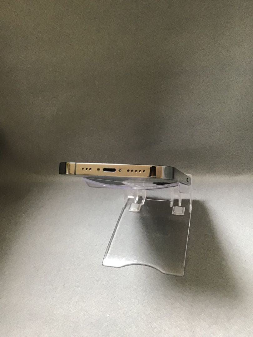 超美品　国内版　SIMフリー　iPhone12 Pro 128GB グラファイト