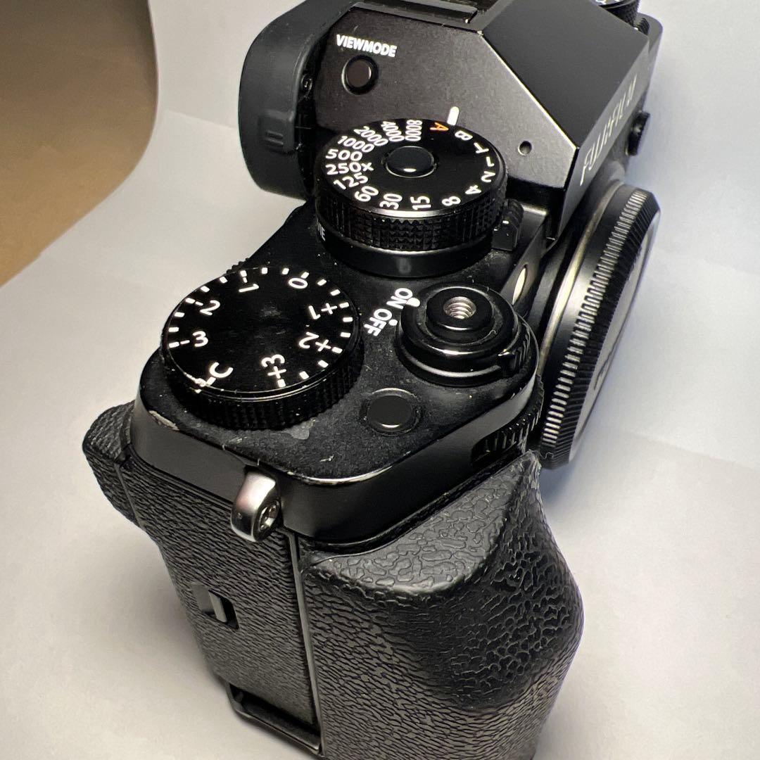 Fujifilm X-T5 SmallRigハンドグリップ付き