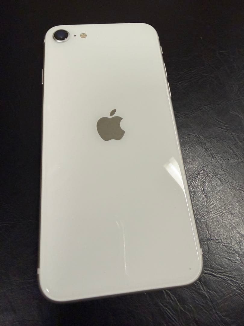 Apple iPhone SE (第2世代) 白　SIMフリー　128GB美品