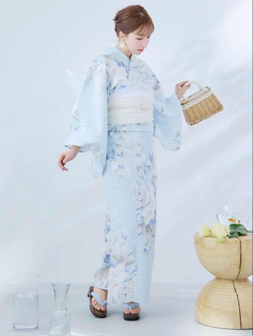 8/6発送可能です