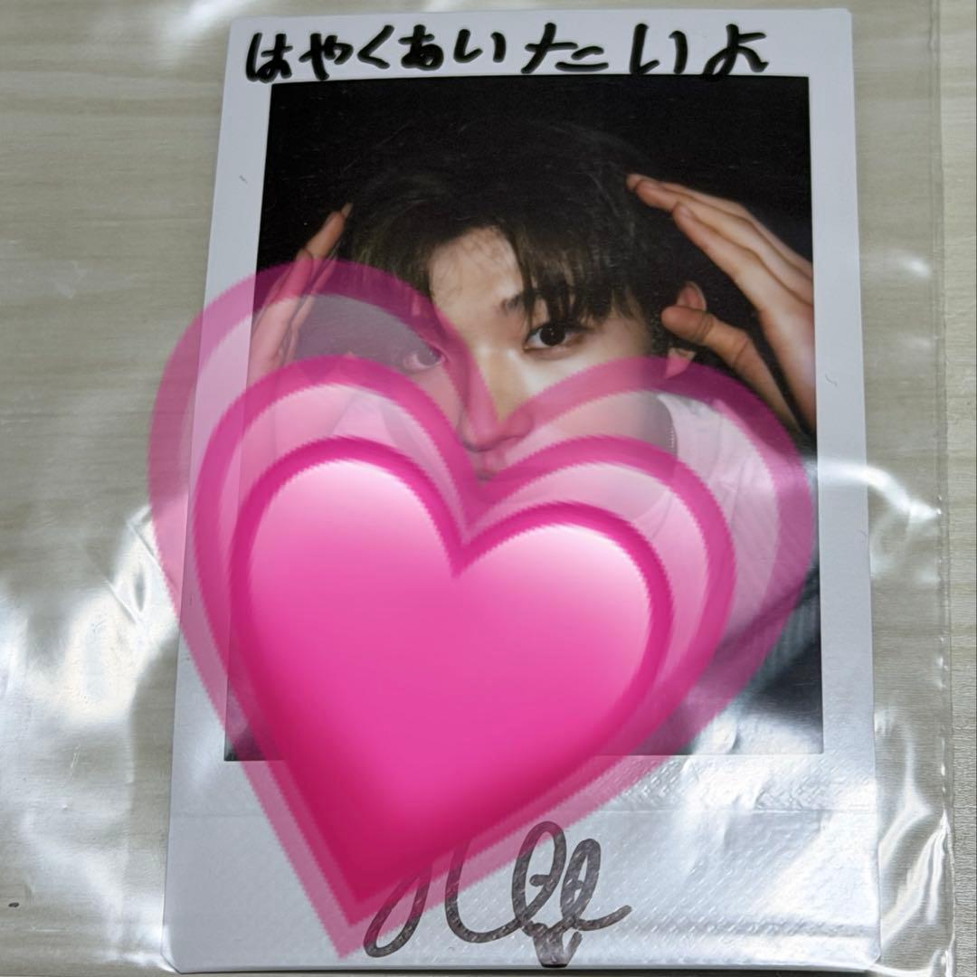 idntt ヒジュ デビューショーケース サイン入りチェキ