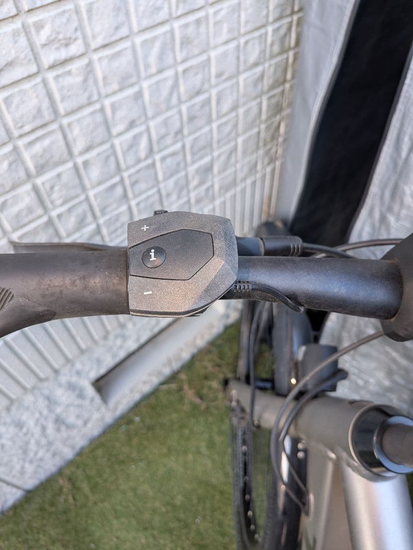 しゅん　トレック　VERVE＋2 Mサイズ 中古品 ボッシュ電動アシストス