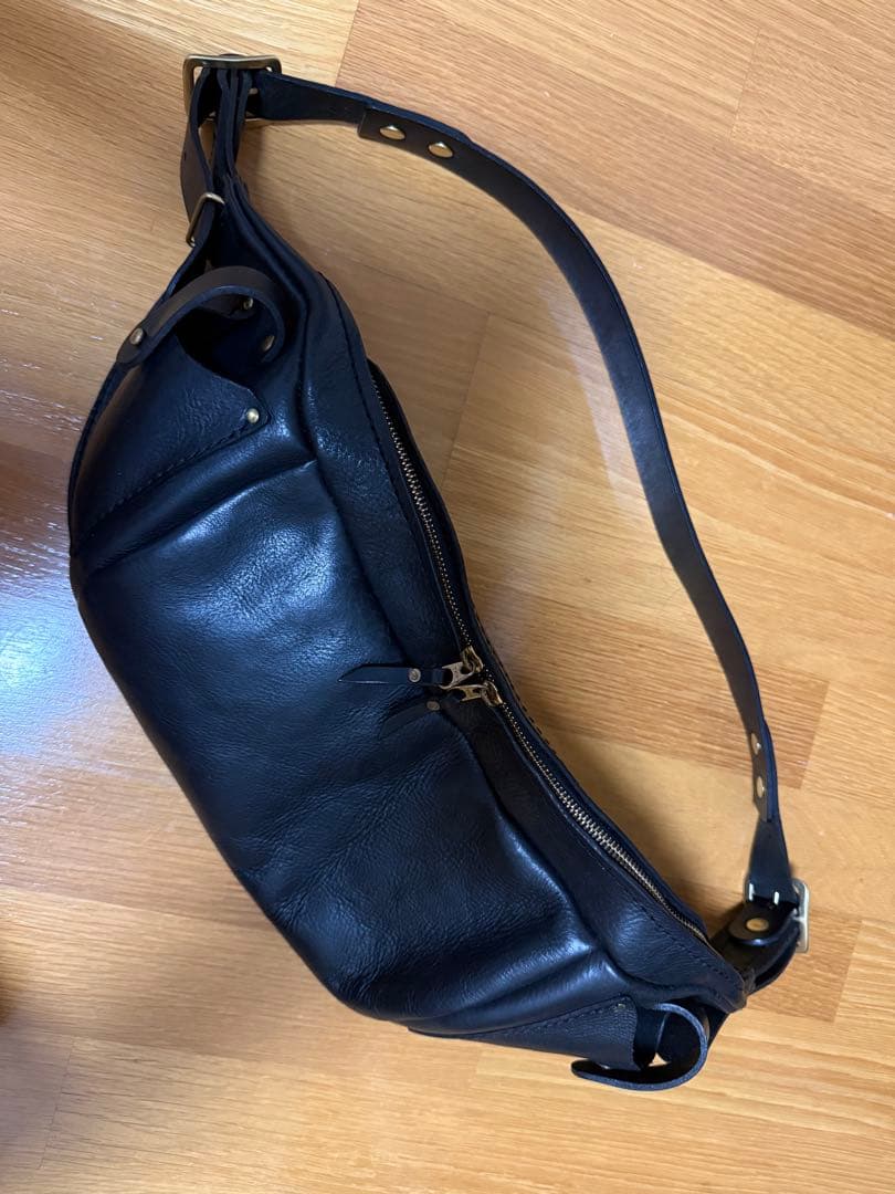 r*o様 HERZ ボディバック